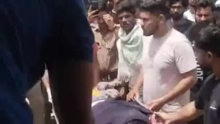 हरिद्वार: धनपुरा चौक के पास तेज रफ्तार डंपर ने बाइक सवार को मारी टक्कर, युवक की हुई दर्दनाक मौत
