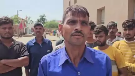 દાહોદ: દાહોદ તાલુકાના નવાગામ નવાગામ નજીક રસ્તા પર ફોર વ્હિલ ગાડી અને મોપેડ બાઇક વચ્ચેના અકસ્માતમાં મોપેડ ચાલકને ગંભીર ઈજાઓ પહોચ