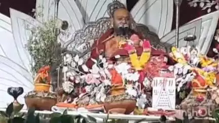 महसी: शिवनगर स्थित मंदिर परिसर में सामूहिक श्रीमद भागवत कथा में उमड़ी श्रद्धालुओं की भीड़, सुरक्षाकर्मियों ने संभाली कमान