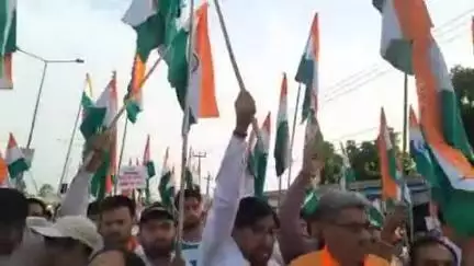 नारासन: मंगलौर गुड मंडी से शुरू हुई ऑपरेशन सिंदूर की सफलता के बाद निकली तिरंगा यात्रा, पूर्व कैबिनेट मंत्री भी हुए शामिल