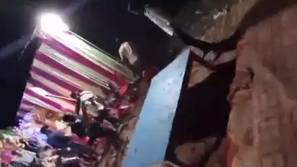 बेल्थरा रोड: बरौली में जयमाल के दौरान दूल्हे पर जानलेवा हमला, सिर में लगे 10 टांके, बिना सात फेरे के हुआ सिंदूरदान, वीडियो वायरल