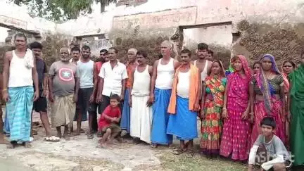 करायपरसुराय: ‌सलेमपुर गांव में स्कूल भवन जर्जर,दूसरे गांव में पढ़ने जा रहे बच्चे,बिन्सा मे तीन कमरों में दो विद्यालय
#jansamasya