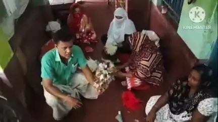 মগরাহাট ২: GST ও সরকারের ভুলনীতির জন্য ধুঁকছে কলস এলাকার পালক শিল্প ক্ষতির মুখে এলাকার ব্যবসায়ীরা#jansamasya