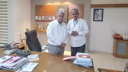 લખપત: કનોજ ગામે વીજ સબ સ્ટેશન બનાવવા તથા વીજ વિભાગના પ્રશ્નોની ઊર્જામંત્રીને રજુઆત