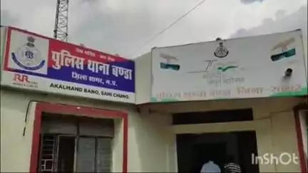 बंडा: ग्राम क्वायला के समीप कंटेनर की टक्कर से बाइक चालक के घायल होने का मामला, रिपोर्ट दर्ज