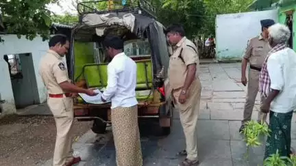 గోవిందపల్లి, గిద్దలూరు గ్రామాలలో కార్డెన్ సెర్చ్ ఆపరేషన్ నిర్వహించిన పోలీసులు, 22 బైకులు, 2 ఆటోలు సీజ్