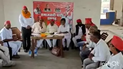 रामगढ़: कोठार स्थित मुंडा ढाबा में समाजवादी पार्टी की जिला समिति की बैठक हुई संपन्न