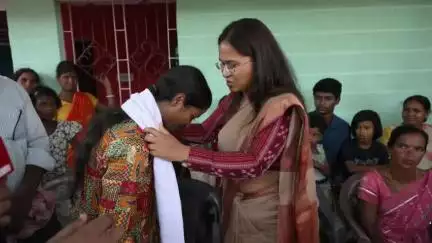 मांडर: झारखंड: दिहाड़ी मजदूर की बेटी बनी टॉपर, मंत्री शिल्पी नेहा तिर्की ने दी बधाई
