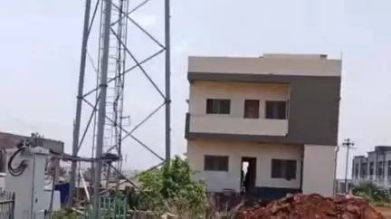 साक्री: सामोडे हद्दीत उभारण्यात येणाऱ्या मोबाईल टॉवरचे काम नागरिकांनी पाडले बंद #Jansamasya