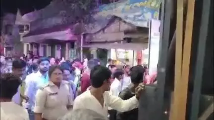 ଝାରସୁଗୁଡା: ବ୍ରଜରାଜନଗର ସ୍ଥିତ ଶ୍ରୀଶ୍ରୀ ବ୍ରଜେଶ୍ୱରୀ ଦୁର୍ଗାମନ୍ଦିର କମିଟି ପକ୍ଷରୁ ଶୀତଳ ଷଷ୍ଠୀ,ସହର ପରିକ୍ରମା ସହ ଯୁଗଳ ଦର୍ଶନ ଦେଉଛନ୍ତି ଦେବ ଦମ୍ପତି