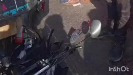 उमरगा: उमरगा बायपास येथे मोटरसायकल व ट्रकचा अपघात,मोटारसायकलवरील दोघांचे पाय झाले निकामी