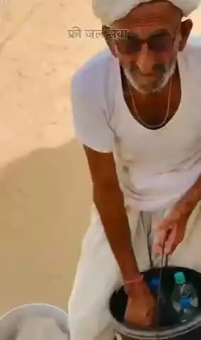 बाड़मेर: बाड़मेर सांसद उम्मेदाराम बेनीवाल ने संसदीय क्षेत्र के प्रेरणादायक बुजुर्ग की सोशल मीडिया पर पोस्ट शेयर कर की सराहना