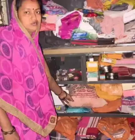 पुरवा: पुरवा कोतवाली के अपरलवखेड़ा और धन्नीपुर में हुई चोरी के मामले में 24 घंटे बाद भी पुलिस के हाथ खाली