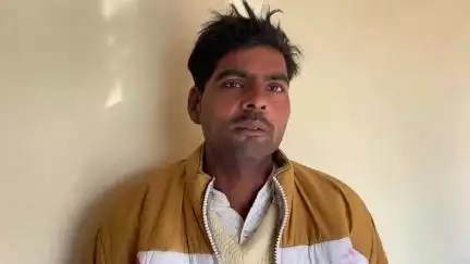 निघासन क्षेत्र :🔍 जमीनहीन गरीबों के नाम पर गेहूं/धान की खरीद दर्शाकर जिला सहकारी बैंक, तिकुनिया में फर्जी खाते खुलवाए गए।,सरकारी धन कहा से खातों में आया और कौन रूपये निकाल ले गया, इन के राशन कार्ड बन चुके है लेकिन करोड़ो रूपये कौन ले गया?
