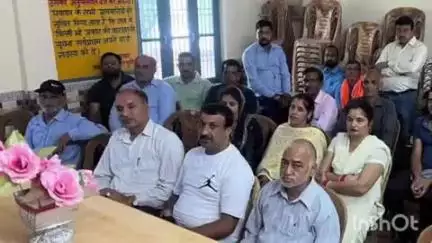 हरिपुर: जिला पुलिस देहरा द्वारा चलाए जा रहे जागरूकता अभियान के तहत पुलिस थाना खुंडिया के अधिकारियों ने लोगों को किया जागरूक