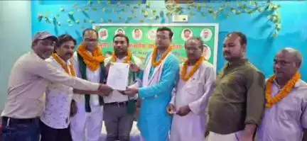 खड़गपुर: पश्चिम अजीमगंज में राजद नगर अध्यक्ष का चुनाव संपन्न, प्रवीण यादव निर्विरोध अध्यक्ष बने