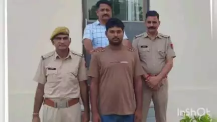 गिर्वा: उदयपुर से बड़ी खबर: 9.6 टन अवैध खैर की लकड़ी से भरा ट्रक किया गया जब्त, चालक गिरफ्तार