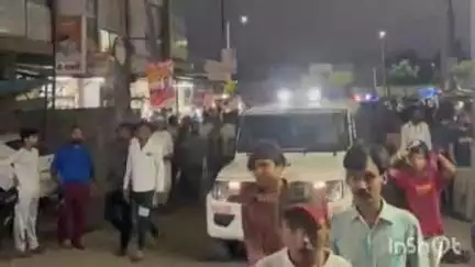 તહેવારને ધ્યાનમાં રાખી ભેસ્તાન પોલીસે ઉન વિસ્તારમાં પેટ્રોલિંગ કરવામાં આવ્યું, બાળકોને ગુટ ટચ બેટ ટચ માહિતી આપી