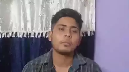 হাসনাবাদ: হিঙ্গলগঞ্জে পাঁচ বাংলাদেশী গ্রেপ্তার নিয়ে মন্তব্য বিজেপির যুবনেতা দ্বীপায়ন চক্রবর্তীর