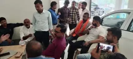 उजियारपुर: उजियारपुर की विभिन्न पंचायतों में भाजपा का जनसंपर्क अभियान, कार्यकर्ता रहे मौजूद