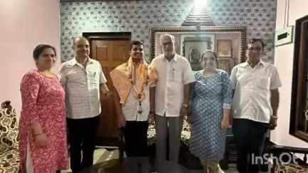 ಯಲ್ಲಾಪುರ: ಸಿಬಿಎಸ್‌ಸಿ ಪರೀಕ್ಷೆಯಲ್ಲಿ ದೇಶಕ್ಕೆ 3ನೇ ಪಡೆದ ಯಲ್ಲಾಪುರದ ವಿದ್ಯಾರ್ಥಿಗೆ ಶಾಸಕ ಹೆಬ್ಬಾರ್ ಸನ್ಮಾನ