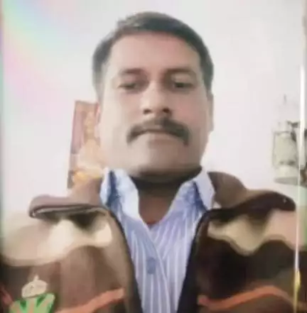 बीघापुर: लालकुआ-ऊँचगांव मार्ग पर सड़क हादसे में बाइक सवार युवक की हुई मौत