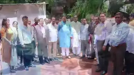 ବାଣପୁର: ନୀଳାଦ୍ରୀ ପ୍ରସାଦ ରେ ଉତ୍ତମ ସ୍ୱାସ୍ଥ୍ୟ ସେବା ପାଇଁ ଏଲ ଆଇ ସି ପକ୍ଷରୁ ଭୁବନେଶ୍ୱର ରେ ନୂତନ ଆମ୍ବୁଲାନ୍ସ ପ୍ରଦାନ.