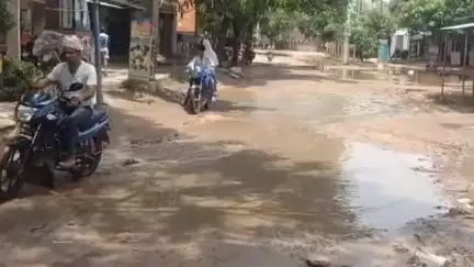 तिलौथू: फाइलों में अटका सड़क निर्माण, तिलौथू प्रखंड के हजारों ग्रामीणों को हो रही है प्रतिदिन परेशानी।#jansamasya
