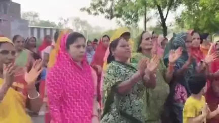 डग: भवानीमंडी में श्री राधेश्याम मंदिर का 106वां स्थापना दिवस मनाया गया, नगर परिक्रमा में उमड़े श्रद्धालु