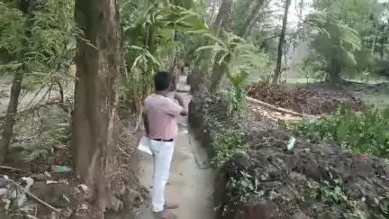 নন্দীগ্রাম ১: কাজ না করে টাকা তুলে নেওয়ার অভিযোগ গ্রাম পঞ্চায়েতের প্রধানের বিরুদ্ধে,আজ নন্দীগ্রামে সোচ্চার তৃণমূলের অঞ্চল সভাপতি