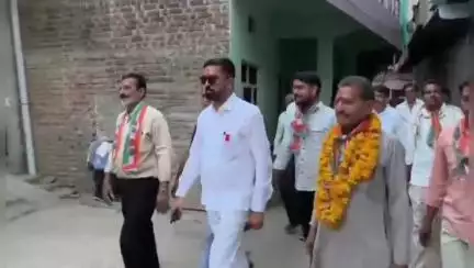 छीपाबड़ोद: हरनावदा शाहजी में कांग्रेस ने उपचुनाव के लिए चुनाव कार्यालय का उद्घाटन किया और जनसंपर्क किया