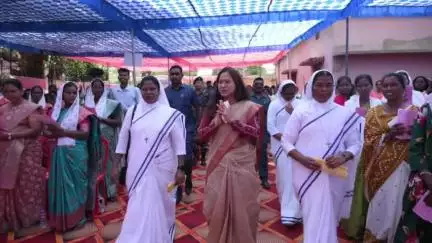 मांडर: सरगांव में र्ईश सेविका माता मेरी बर्नादेक्त प्रसाद किस्पोट्टा की 64वीं पुण्यतिथि मनाई गई