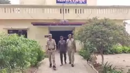 सिकंदरा: राजपुर कस्बे के पास बगीचे से छेड़छाड़ और अश्लील शब्दों से अपमानित करने वाले नामजद अभियुक्त को पुलिस ने किया गिरफ्तार