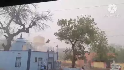 नोहर: नोहर क्षेत्र में रविवार को मौसम बदला, तेज अंधड़ के साथ हुई बारिश, मौसम हुआ सुहावना