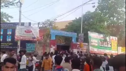 गाज़ीपुर: बीएड संयुक्त प्रवेश परीक्षा गाजीपुर के 27 परीक्षा केंद्रों पर शांतिपूर्ण तरीके से संपन्न हुई