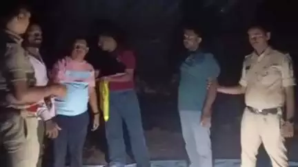 ಕಾರವಾರ: ಭಟ್ಕಳದ ಗ್ರಾಮೀಣ ಪೊಲೀಸ್ ಠಾಣೆ ನೂಜ್ ಗ್ರಾಮದ ಅರಣ್ಯದಲ್ಲಿ ಇಸ್ಪೀಟ್ ಅಡ್ಡೆ ಮೇಲೆ ದಾಳಿ, ಮೂವರು ವಶಕ್ಕೆ