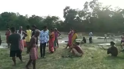 ফালাকাটা: দেওগাঁওয়ে মুজনাই নদীতে স্নান করতে নেমে নিখোঁজ বৃদ্ধ