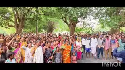 चाईबासा: चाईबासा पश्चिम सिंहभूम में झामुमो ने जिला स्तर पर विभिन्न वर्ग संगठनों के गठन के लिए बैठक की