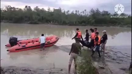 শদিয়া: শদিয়াৰ বচাগাওঁৰ নিকতৱৰ্তী লোহিত নদীৰ এটা এৰা সুঁতিত এগৰাকী মহিলাৰ মৃতদেহ উদ্ধাৰ