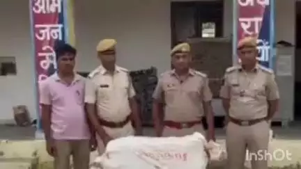 बाड़ी: सोने का गुर्जा थाना इलाके में अवैध शराब के खिलाफ कार्रवाई, शराब की पेटी की गई ज़ब्त