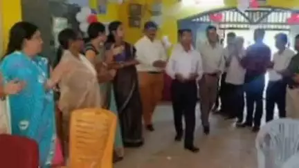 पखांजूर: सेवानिवृत्ति पर शिक्षक बलराम सरकार को किया गया सम्मानित