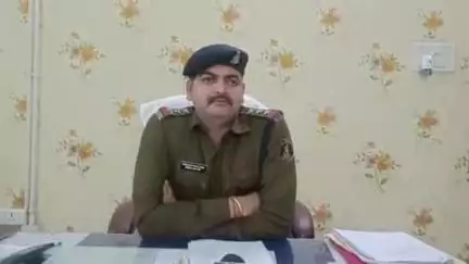 अभनपुर: अभनपुर थाना क्षेत्र में शराब पीने के लिए प्रयोजन उपलब्ध कराने वाले को पुलिस ने पकड़ा