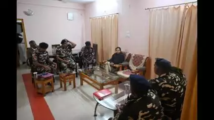 पिथौरागढ़: महानिदेशक अमित मोहन प्रसाद ने भारत-नेपाल सीमा पर तैनात SSB 55वीं वाहिनी का किया भ्रमण