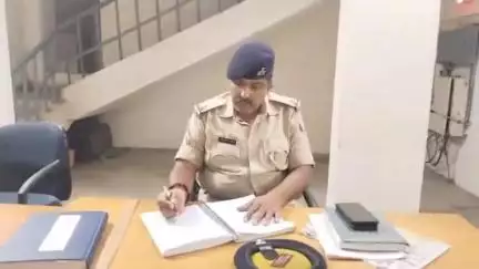 रफीगंज: रफीगंज पुलिस ने एक युवक और महिला को हिरासत में लिया, पति ने अपहरण के मामले में दिया था आवेदन