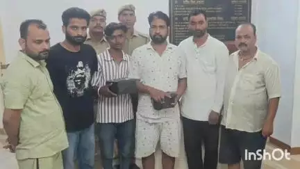 नवाबगंज: नवाबगंज थाना पुलिस ने 6 जुआरियों को किया गिरफ्तार, कब्जे से ₹62,500 हुए बरामद