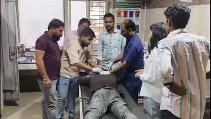 नीमच नगर: जीरन में एक युवक पर किया गया जानलेवा हमला, जिला अस्पताल में उपचार जारी