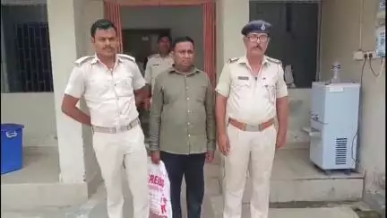उचकागांव: केन्या भेजने के नाम पर यूपी के बेरोजगारों से ठगी करने वाला आरोपित त्रिलोकपुर गांव से गिरफ्तार