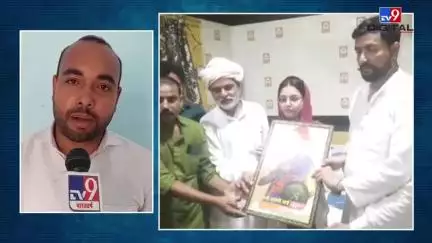 जो अरीबा ने किया वह कानूनी दृष्टि से गलत हो सकता है लेकिन मानवीय दृष्टिकोण से नहीं.

     बाप का सम्मान सर्वोपरि है