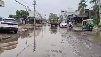 नूह: पुन्हाना शहर में बारिश के मौसम में नालों की सफाई नहीं होने से आमजन को हो रही है समस्या#jansmasya