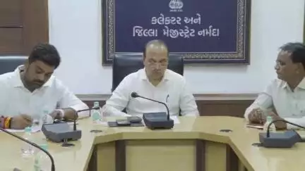 નાંદોદ: નર્મદા જિલ્લામાં સ્પોર્ટ્સ સંકુલ રાજપીપલા ખાતે વિશ્વ યોગ દિવસની જિલ્લાકક્ષાની ઉજવણી કરાશે પત્રકાર પરિષદ યોજી માહિતી આપી